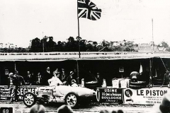 69. Type 51 Dieppe Grand Prix, 24 July 1932, Car 22: Williams in pits