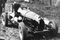 192. Type 51 Type 51 ex-Esson-Scott here owned by H Souter & K Hutchinson