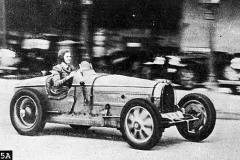 225A. Type 51 Brighton, 7 September 1946, Mrs Peter Monkhouse