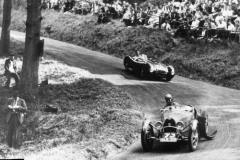 60A. Type 55, Chassis # 55223, Reg. AUL 23 Race No. 73 at Shelsley Walsh, returning down hill. Note the damaged rear wing. Grand Sport model 1932-1935.