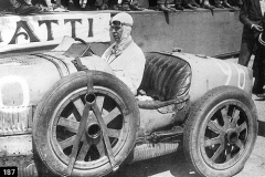 187 Albertine Derancourt