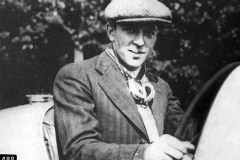 488 Jean-Pierre Wimille at his first French Grand Prix